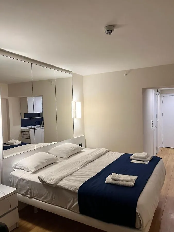 Apartments Orbi City Sea View Батуми